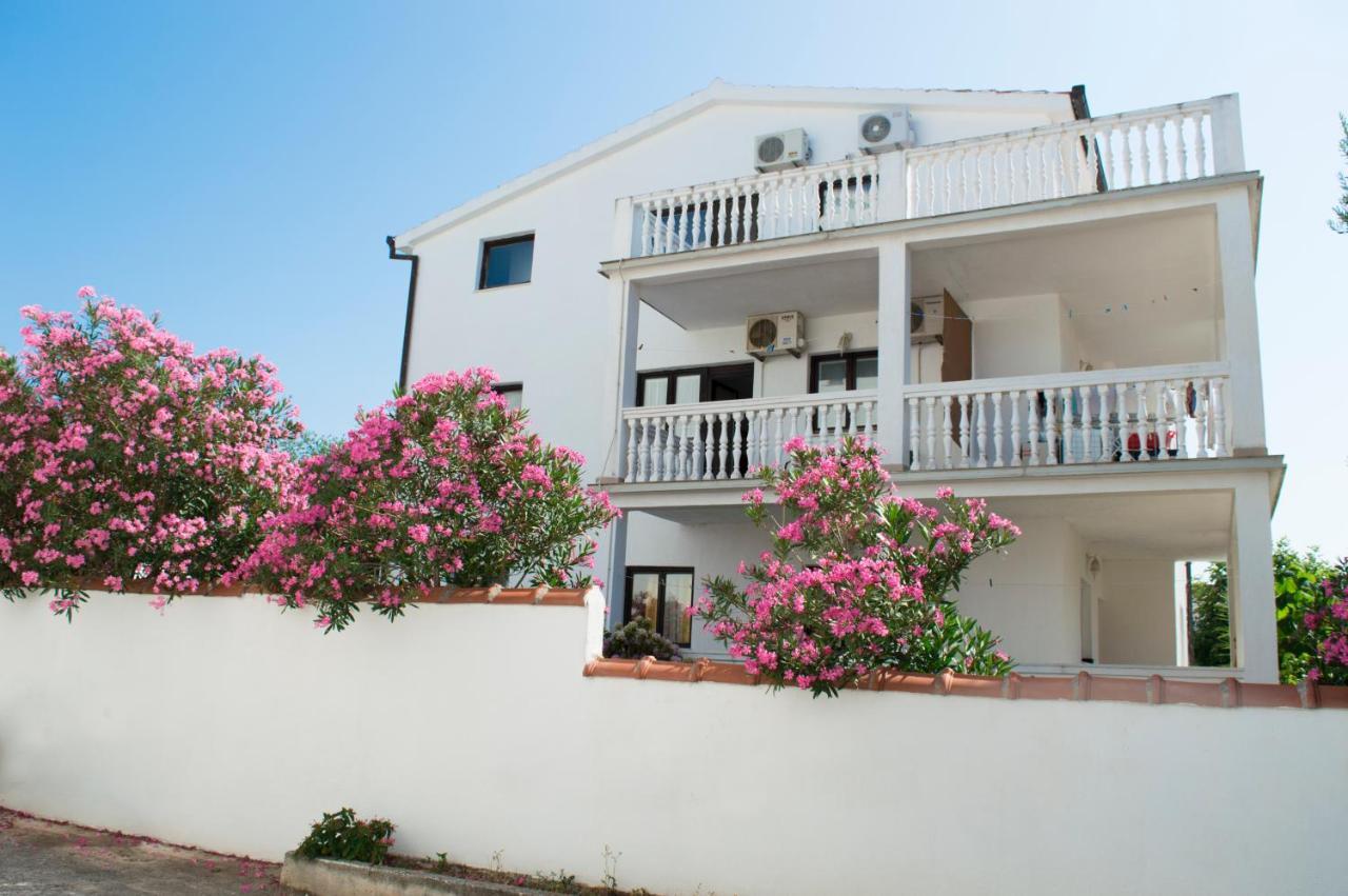 Villa Dusper Trogir Exterior photo